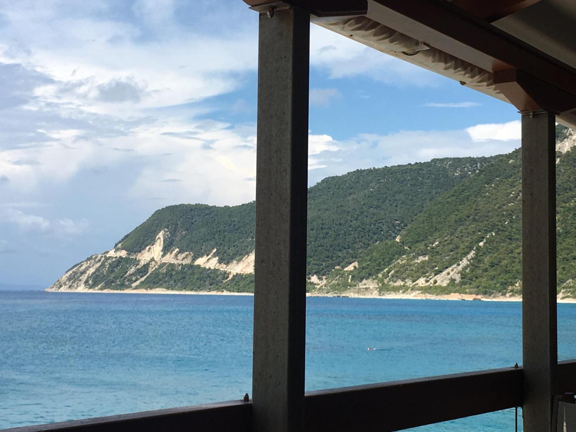 Hotel Айос-Никитас Экстерьер фото